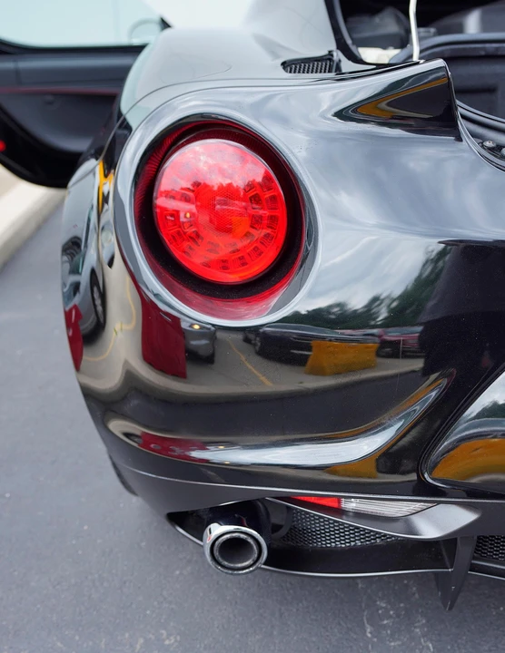 2016 Alfa Romeo 4C Spider - Image 17 of 31
