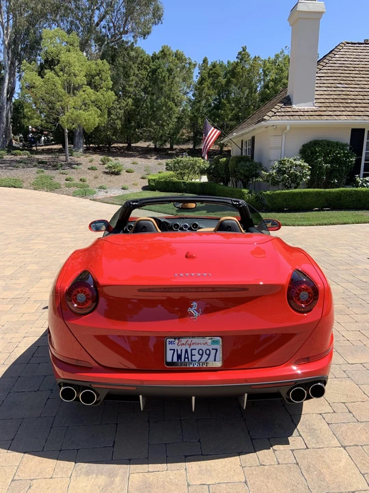 2017 Ferrari California T - Image 28 of 31