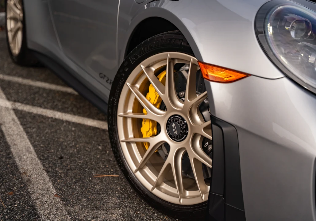 2018 Porsche 991 GT2 RS - Image 18 of 31