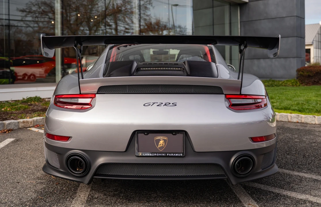 2018 Porsche 991 GT2 RS - Image 4 of 31