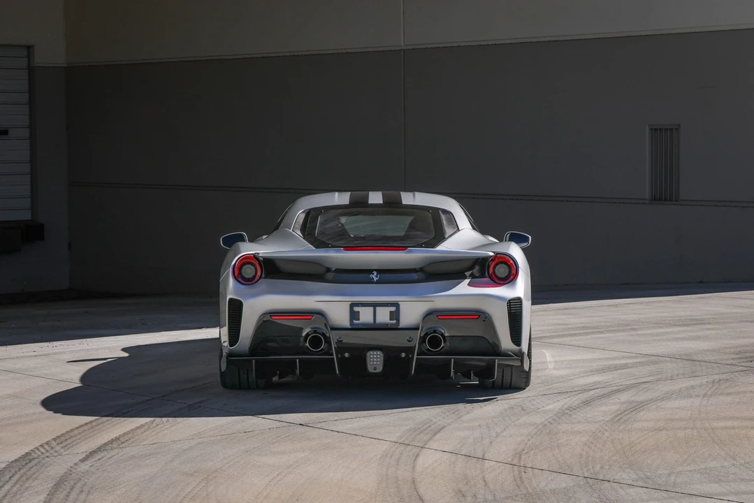 2019 Ferrari 488 Pista - Image 27 of 31