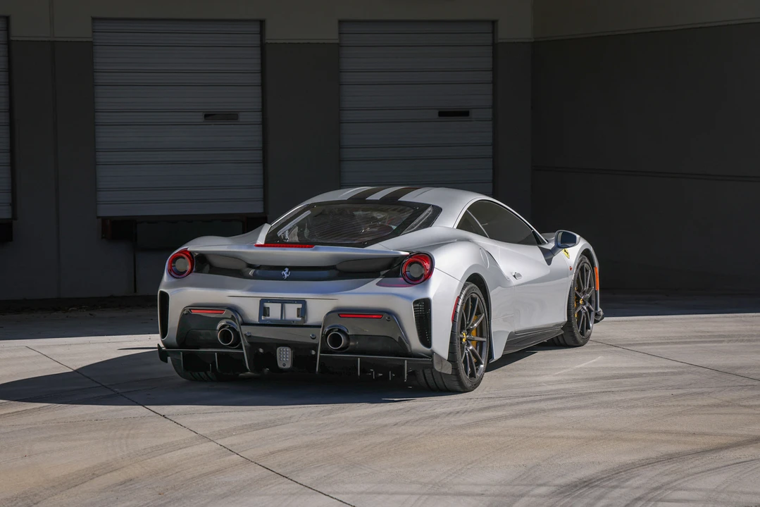 2019 Ferrari 488 Pista - Image 23 of 31