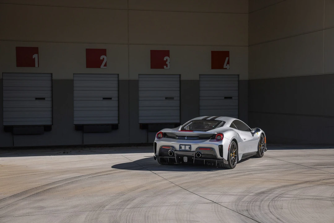 2019 Ferrari 488 Pista - Image 21 of 31