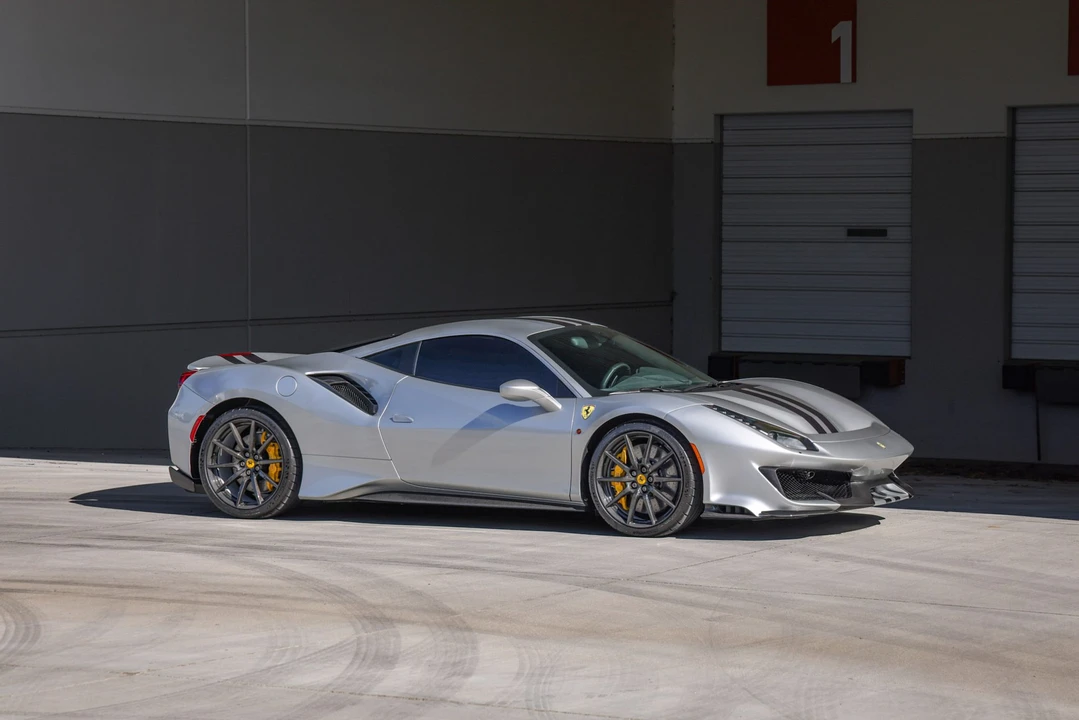 2019 Ferrari 488 Pista - Image 15 of 31