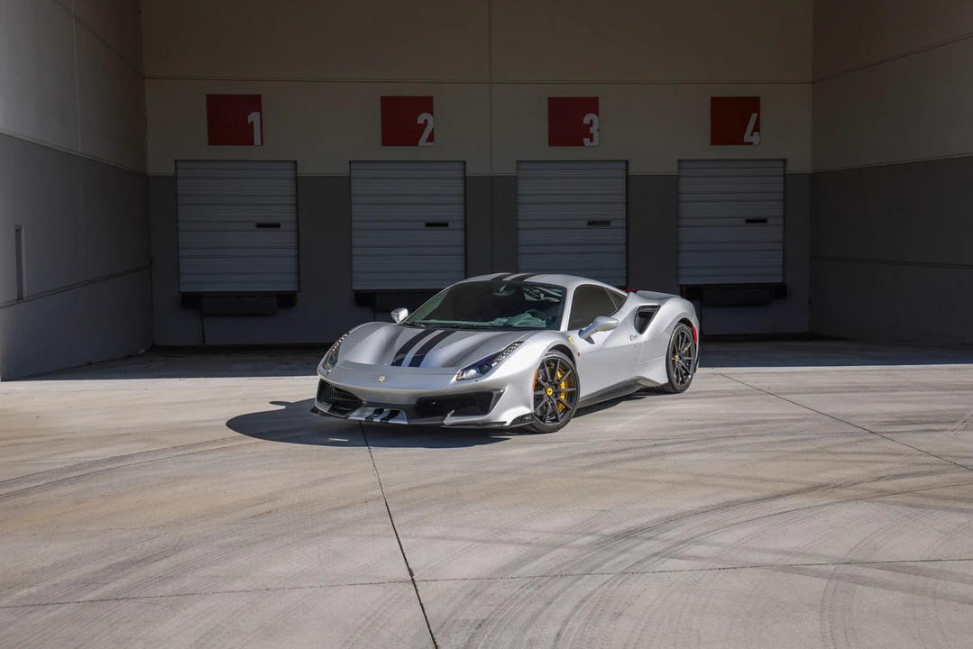 2019 Ferrari 488 Pista - Image 6 of 31