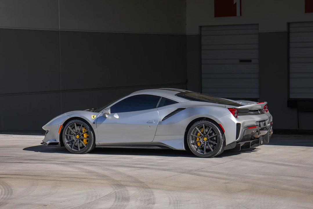 2019 Ferrari 488 Pista - Image 30 of 31