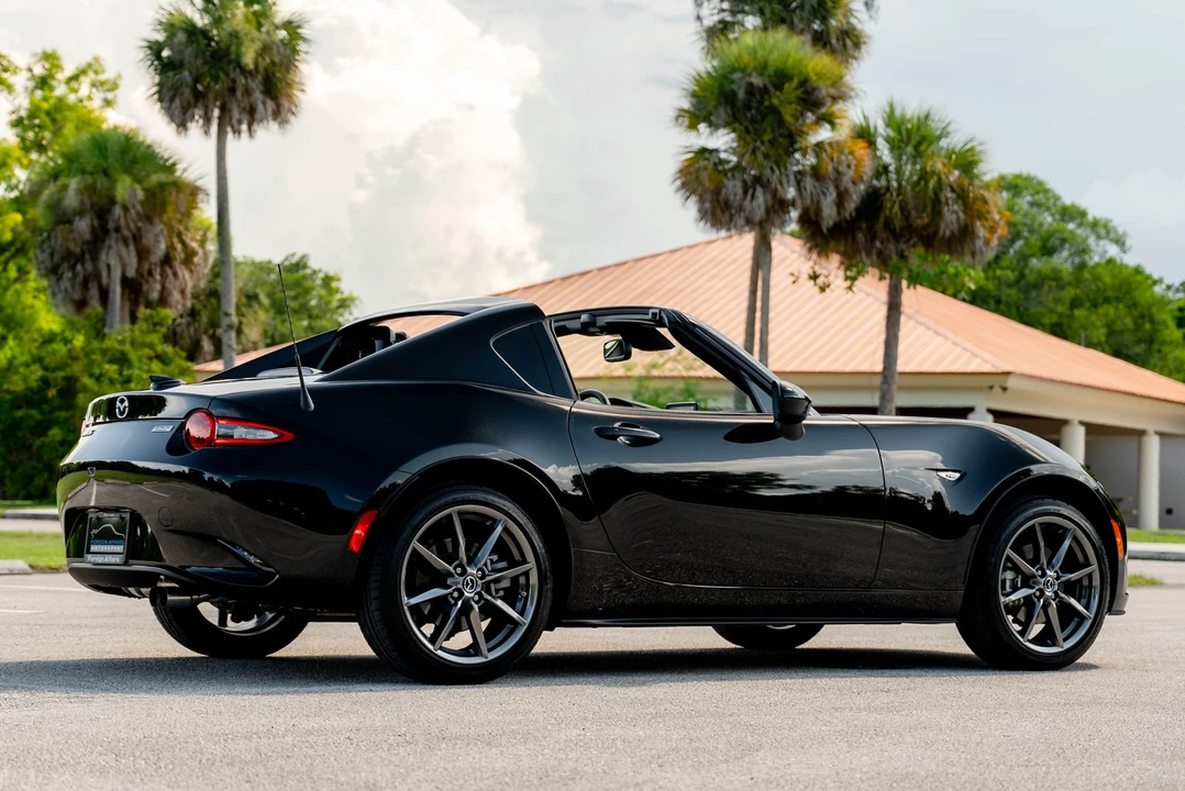 2019 Mazda ND MX-5 Miata - Image 8 of 31