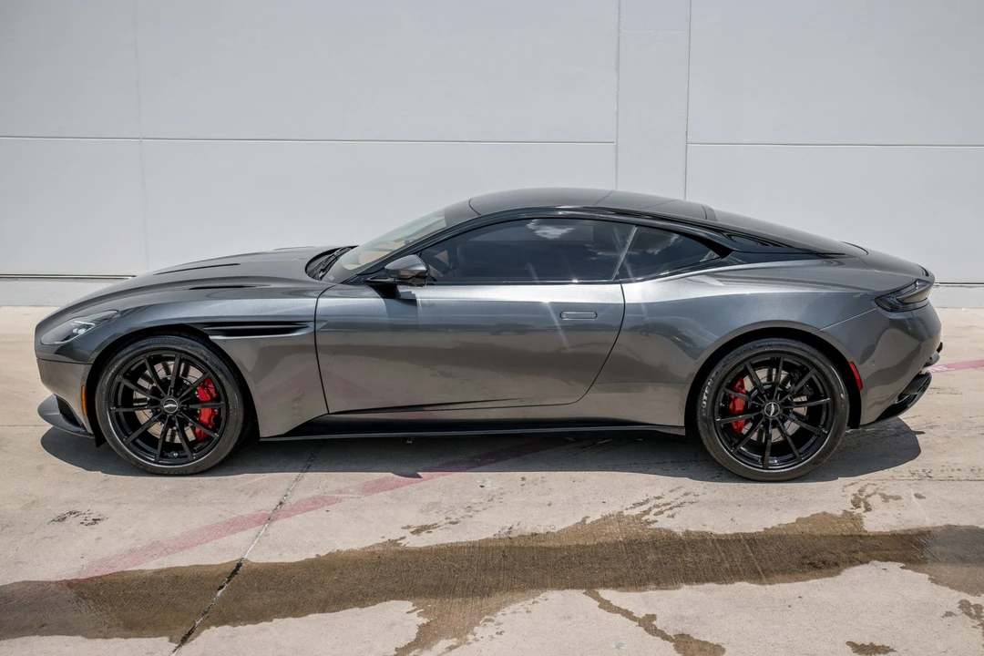 2020 Aston Martin DB11 AMR - Image 10 of 31