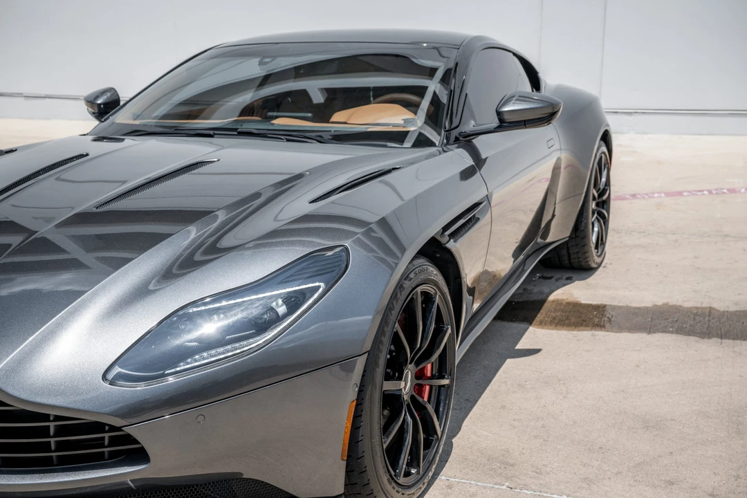 2020 Aston Martin DB11 AMR - Image 14 of 31