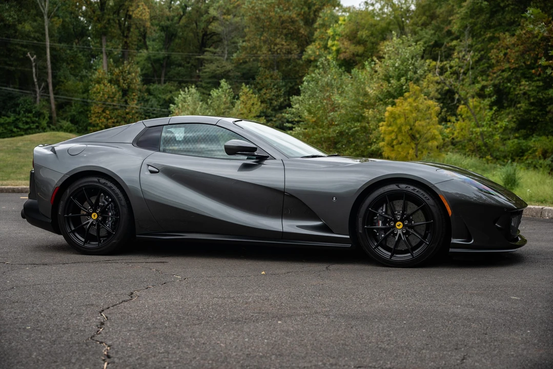 2021 Ferrari 812 GTS - Image 13 of 31