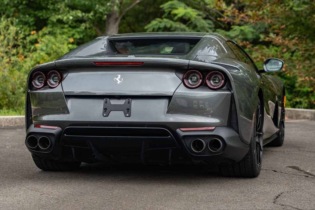 2021 Ferrari 812 GTS - Image 19 of 31