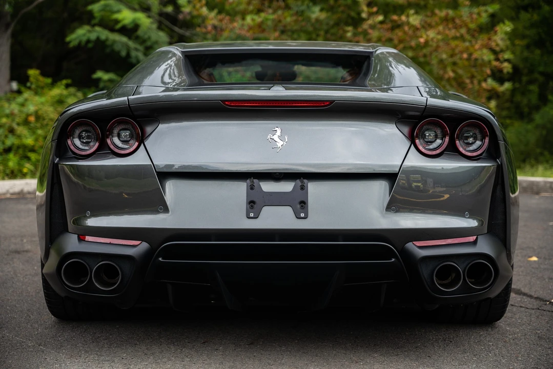 2021 Ferrari 812 GTS - Image 21 of 31