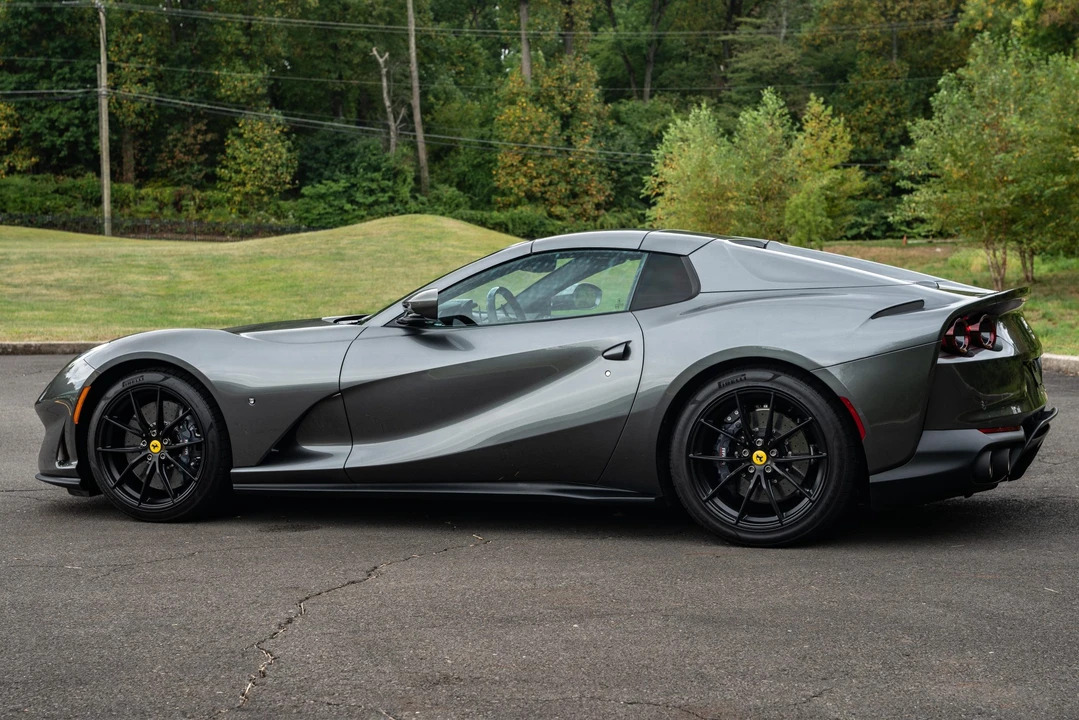 2021 Ferrari 812 GTS - Image 26 of 31