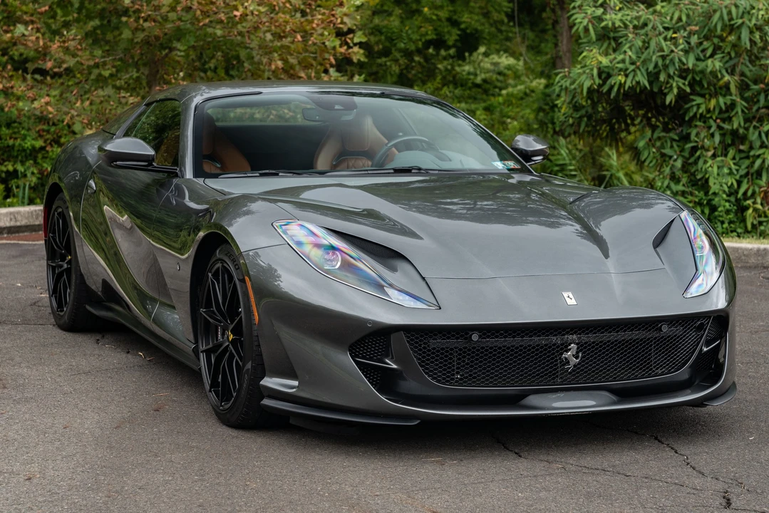 2021 Ferrari 812 GTS - Image 9 of 31