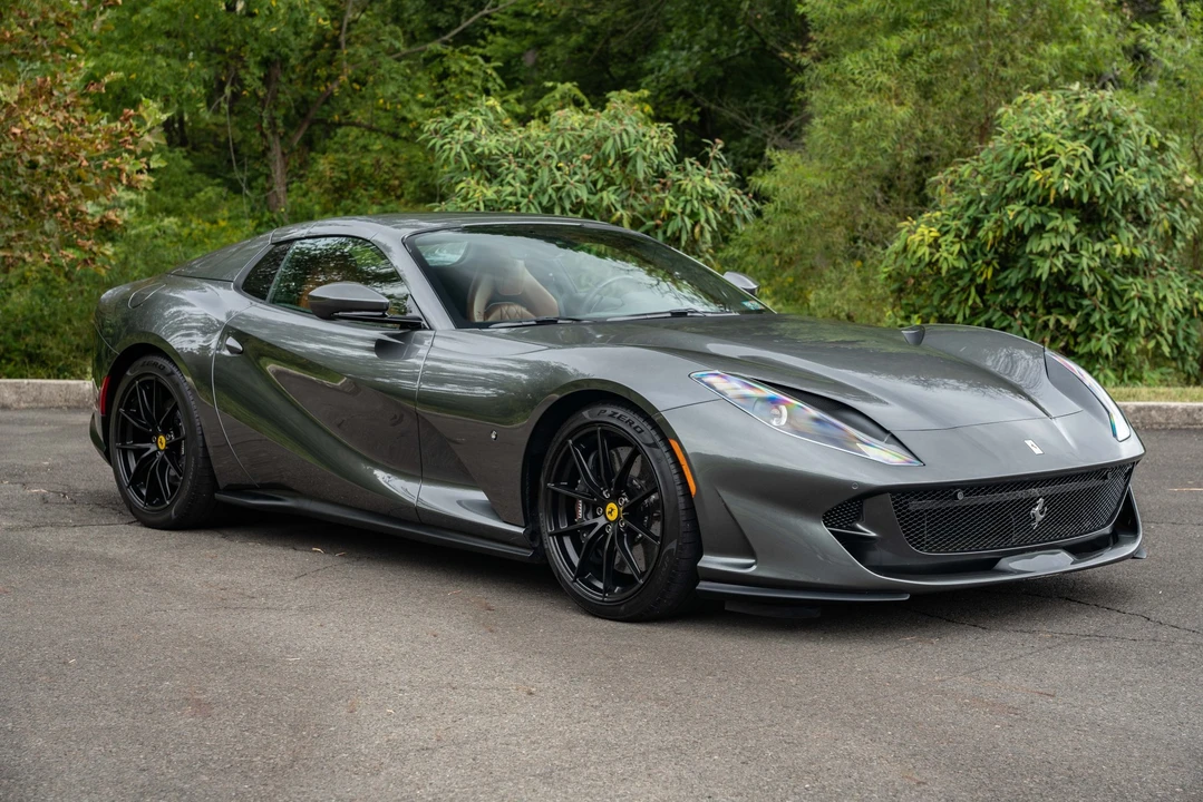 2021 Ferrari 812 GTS - Image 10 of 31