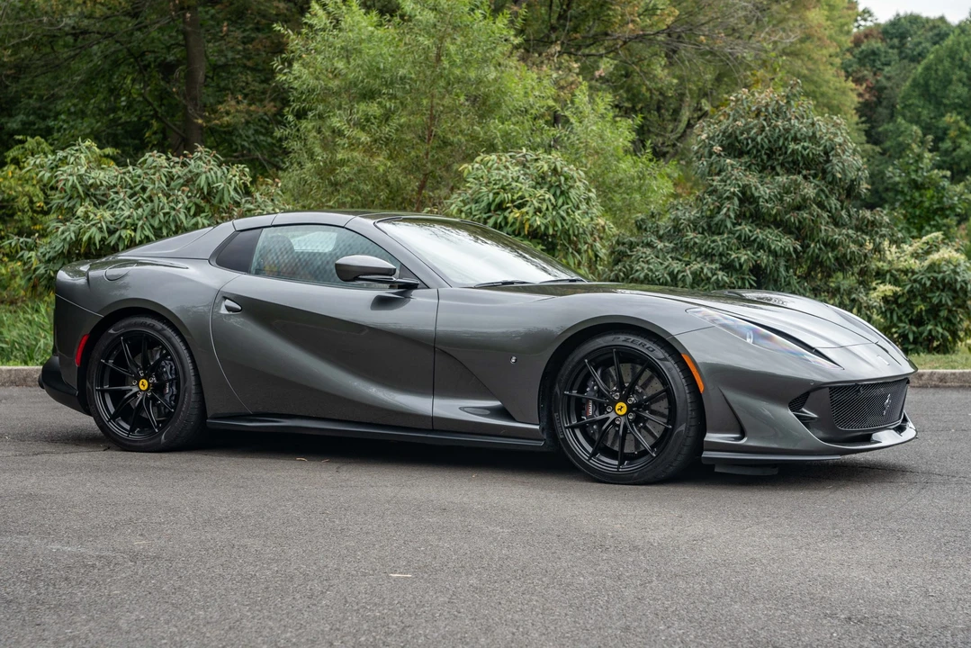 2021 Ferrari 812 GTS - Image 11 of 31