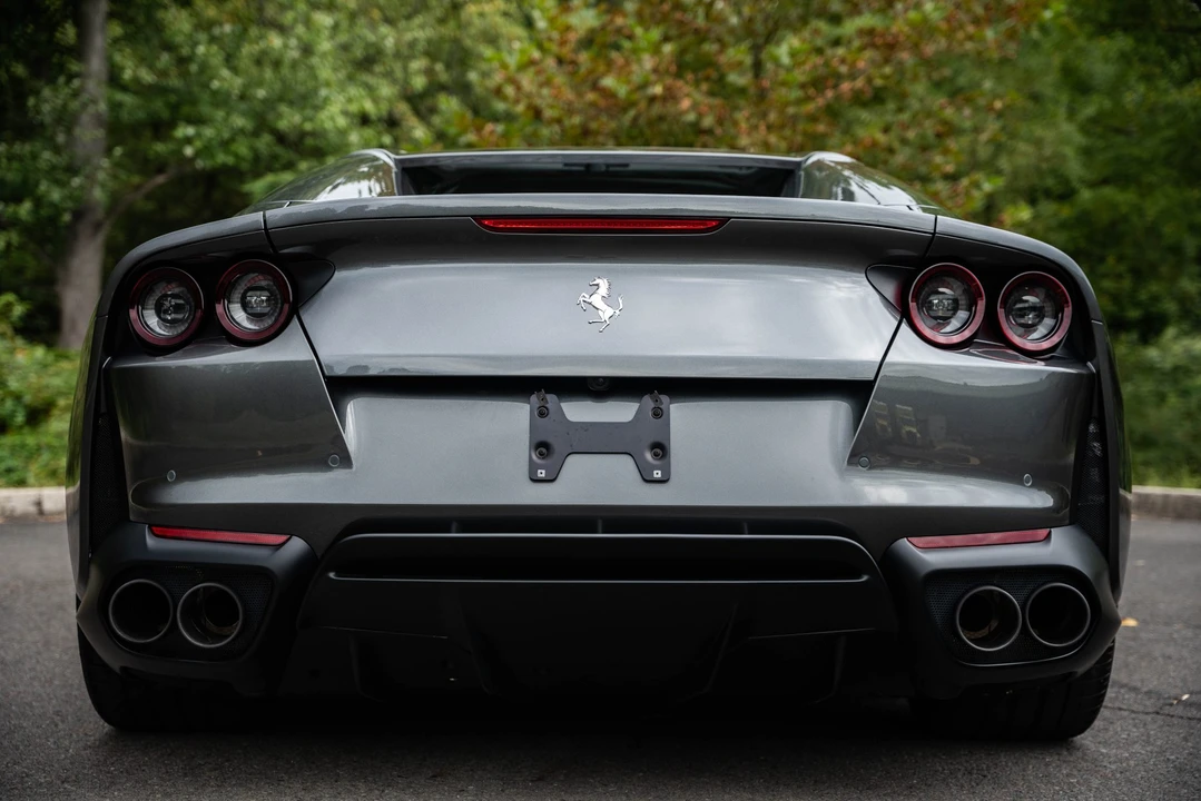 2021 Ferrari 812 GTS - Image 22 of 31