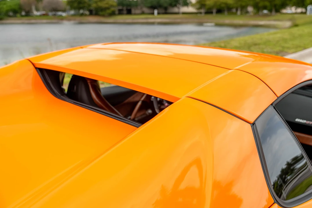 2021 Ferrari 812 GTS - Image 30 of 31