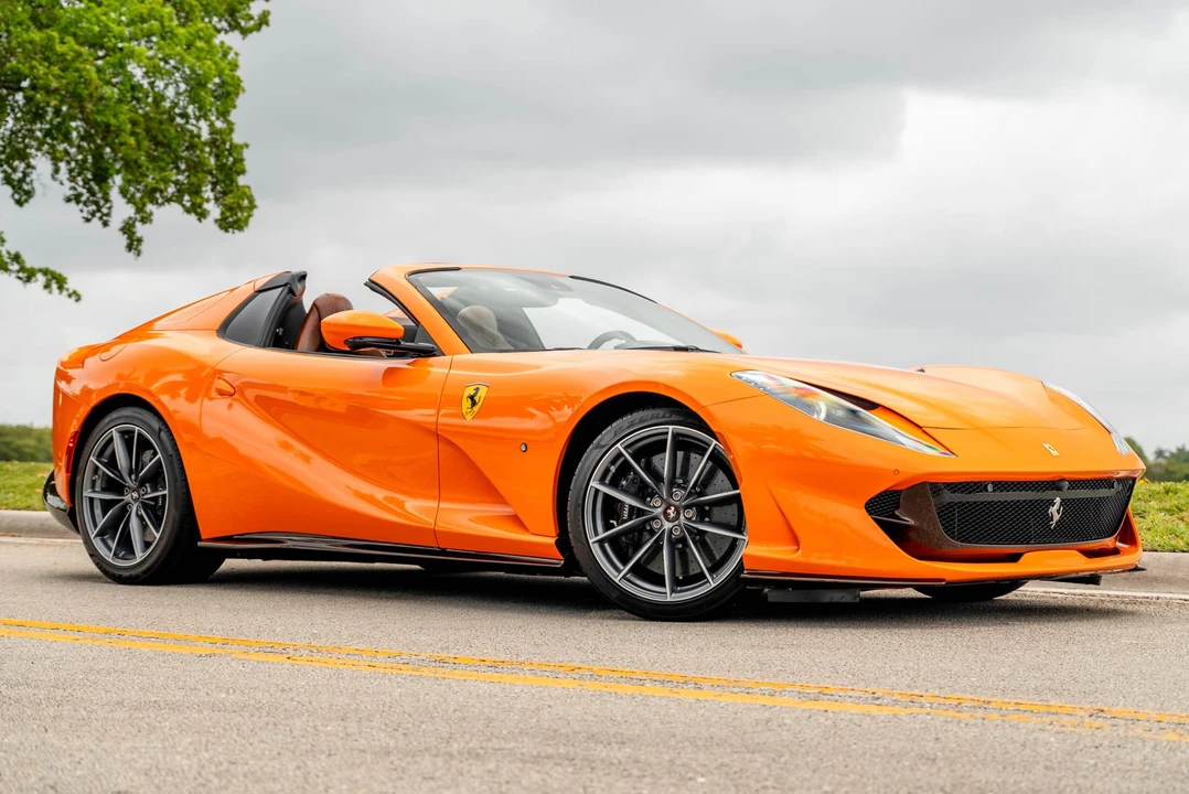 2021 Ferrari 812 GTS - Image 7 of 31