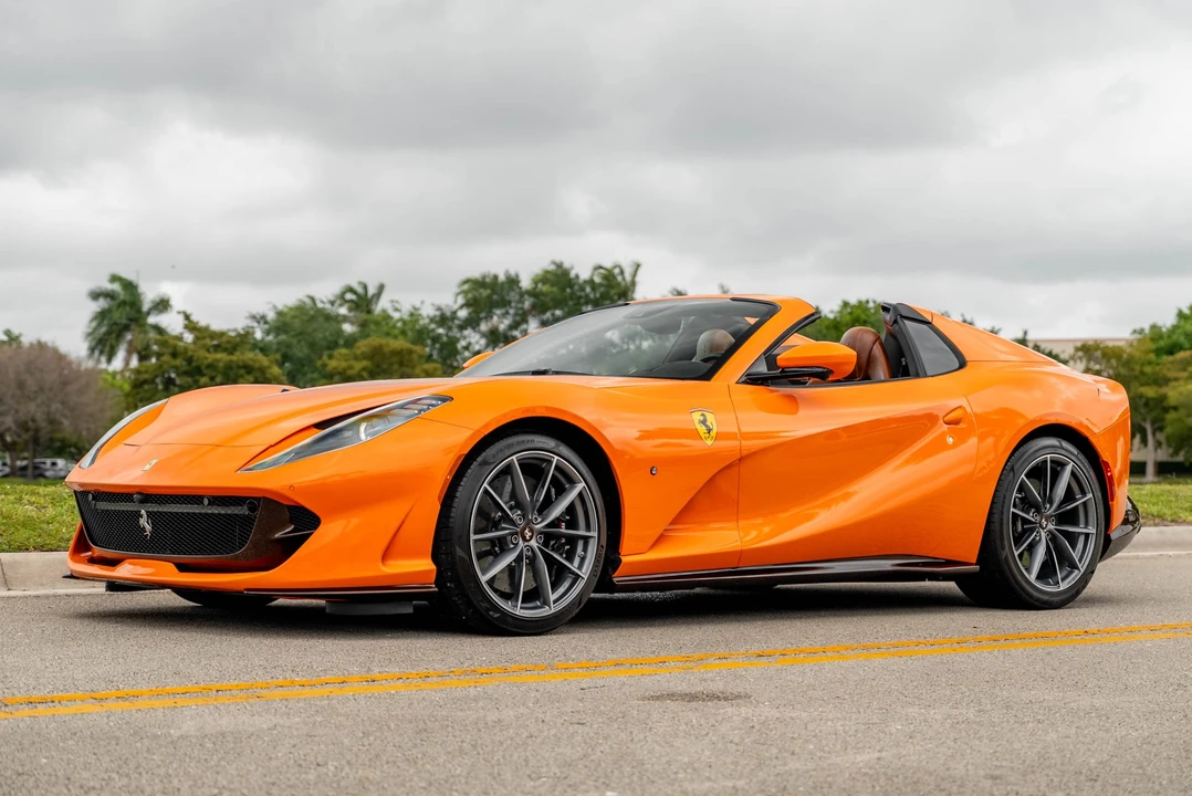 2021 Ferrari 812 GTS - Image 2 of 31