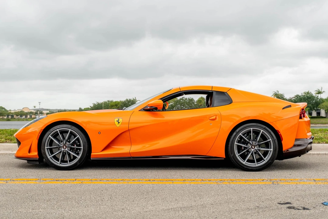 2021 Ferrari 812 GTS - Image 19 of 31