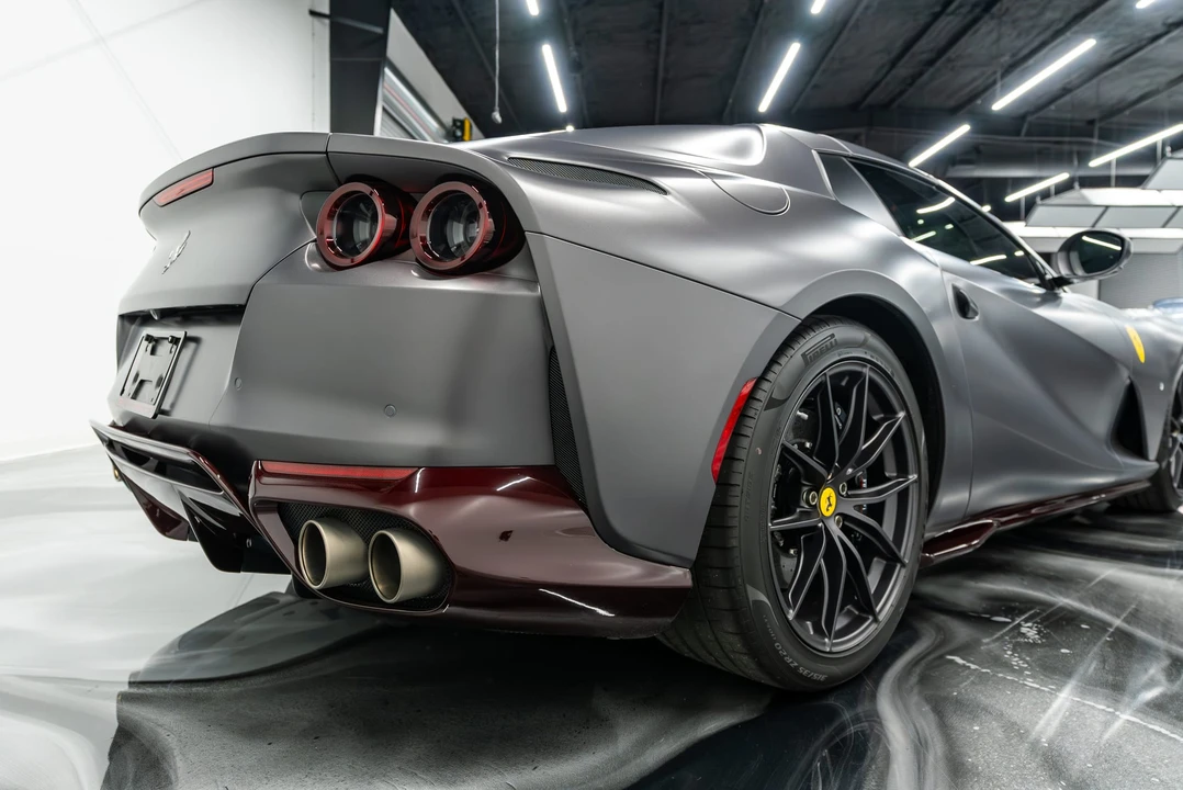 2021 Ferrari 812 GTS - Image 25 of 31