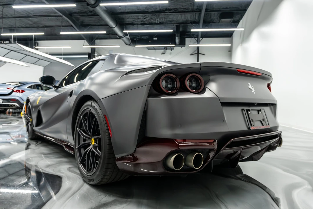 2021 Ferrari 812 GTS - Image 15 of 31