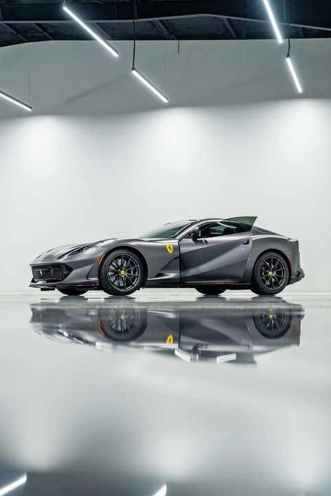 2021 Ferrari 812 GTS - Image 17 of 31
