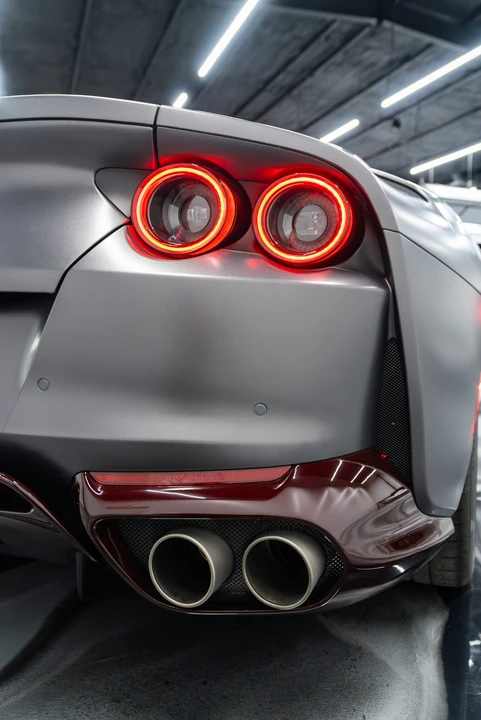 2021 Ferrari 812 GTS - Image 28 of 31