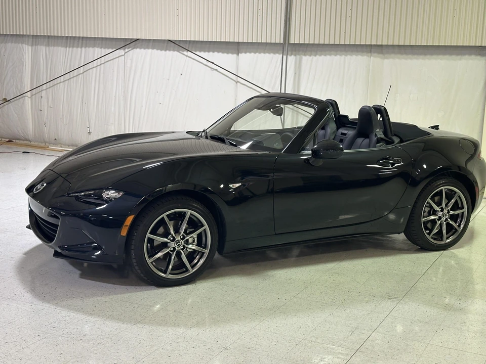 2021 Mazda ND MX-5 Miata - Image 2 of 31
