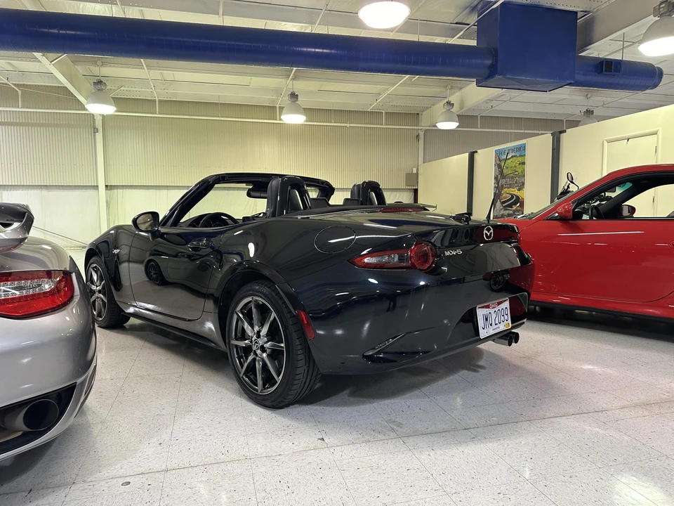 2021 Mazda ND MX-5 Miata - Image 25 of 31