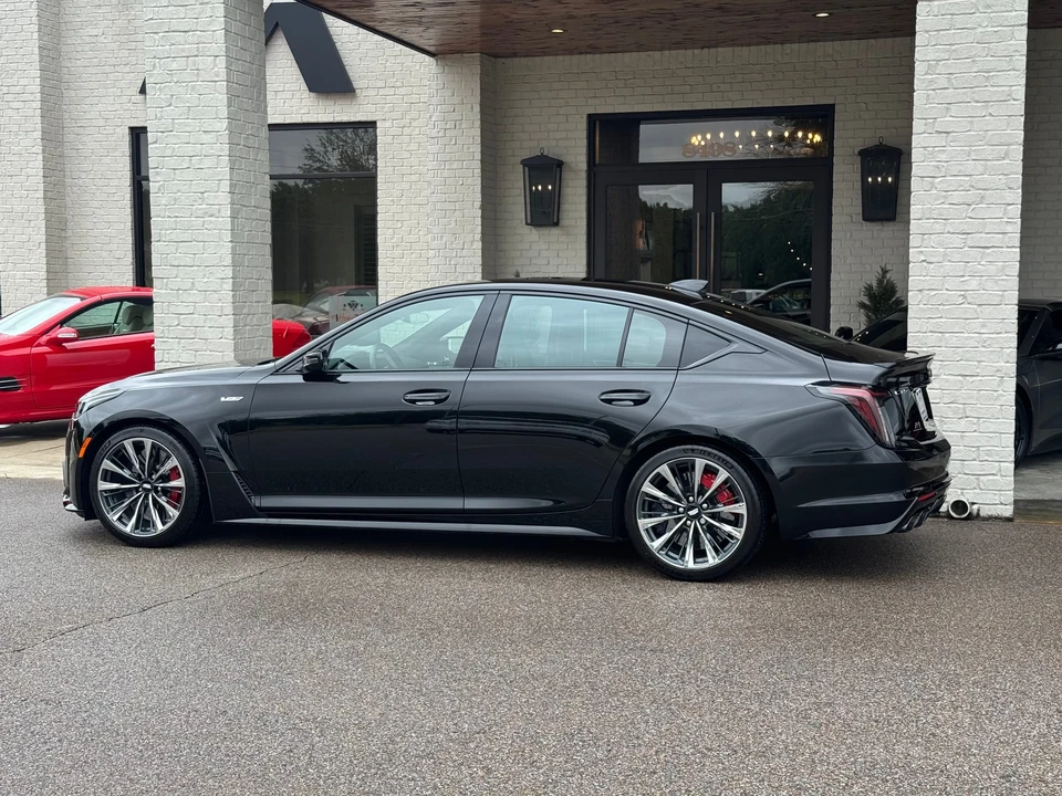 2022 Cadillac CT5-V Blackwing - Image 17 of 31
