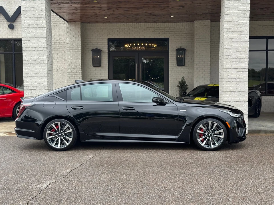2022 Cadillac CT5-V Blackwing - Image 10 of 31