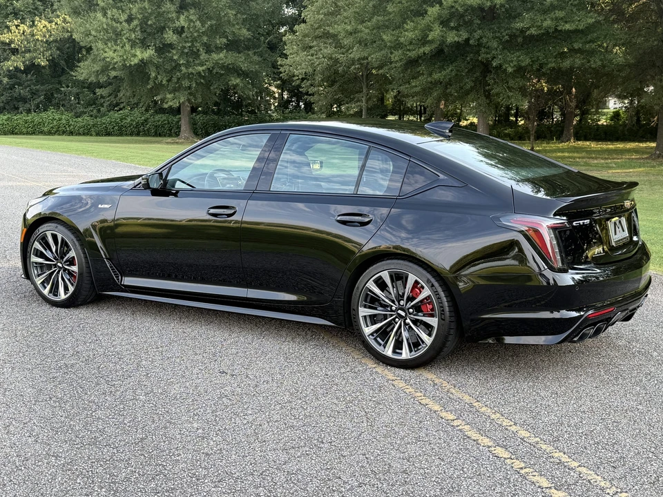 2022 Cadillac CT5-V Blackwing - Image 23 of 31