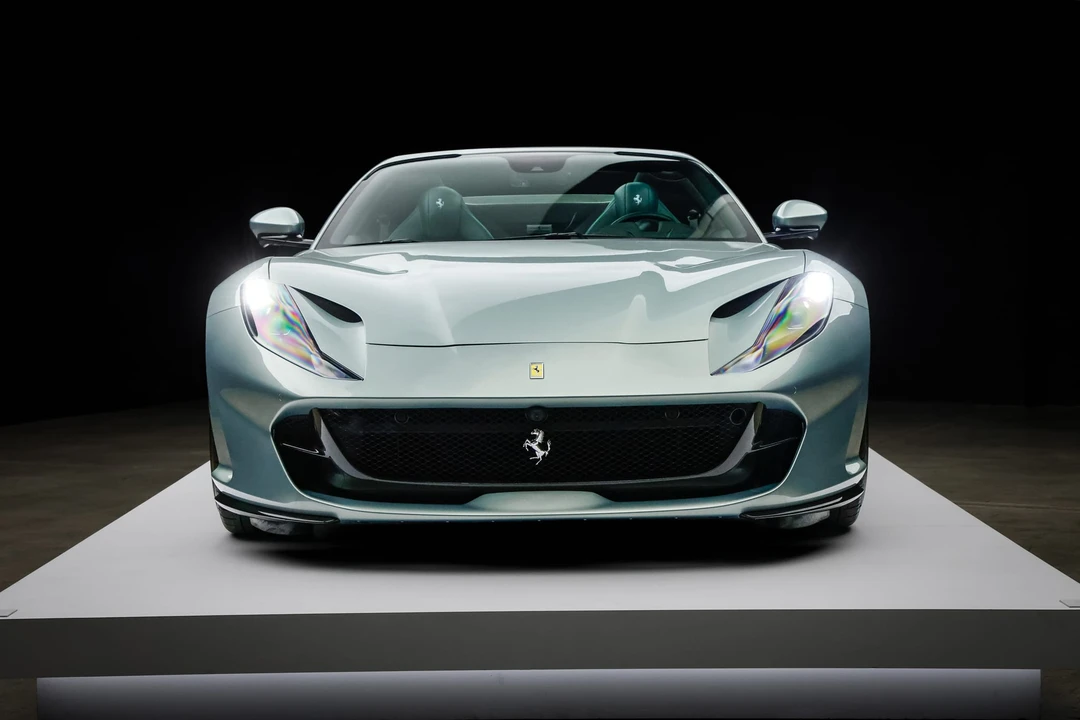 2022 Ferrari 812 GTS - Image 27 of 31