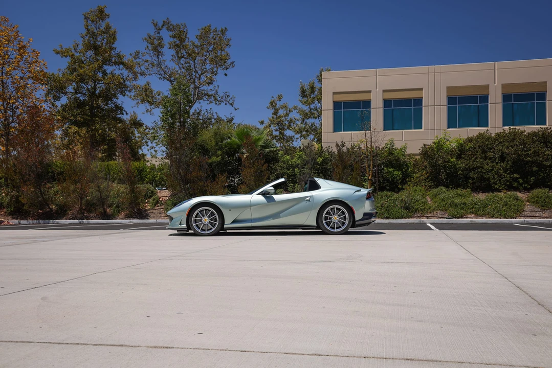 2022 Ferrari 812 GTS - Image 21 of 31