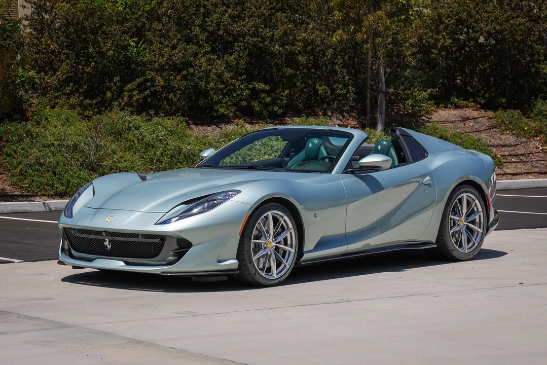 2022 Ferrari 812 GTS - Image 3 of 31