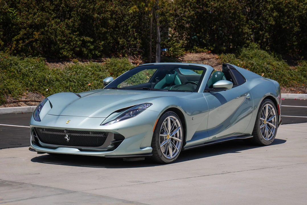 2022 Ferrari 812 GTS - Image 4 of 31