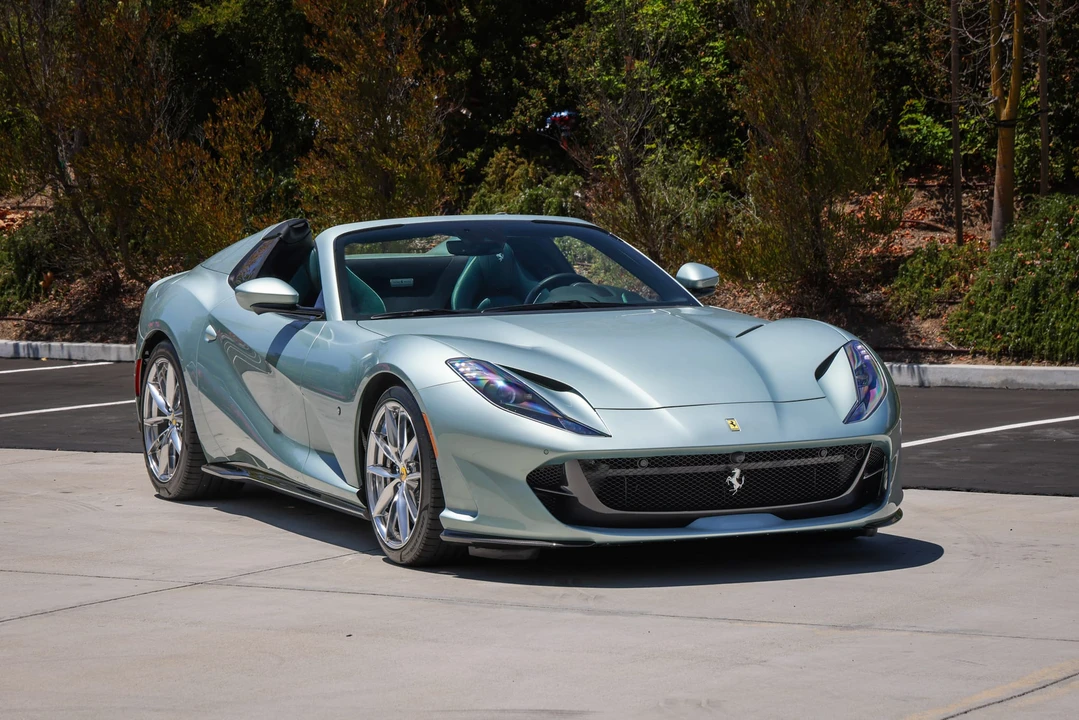 2022 Ferrari 812 GTS - Image 6 of 31