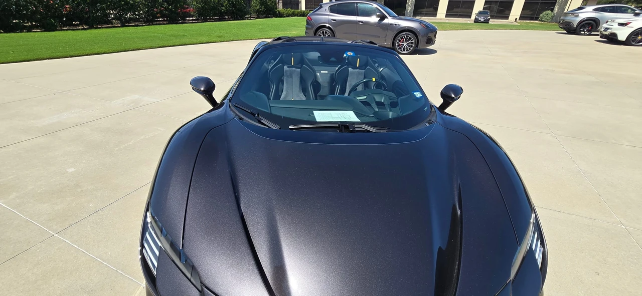 2022 Ferrari SF90 Spider - Image 18 of 31