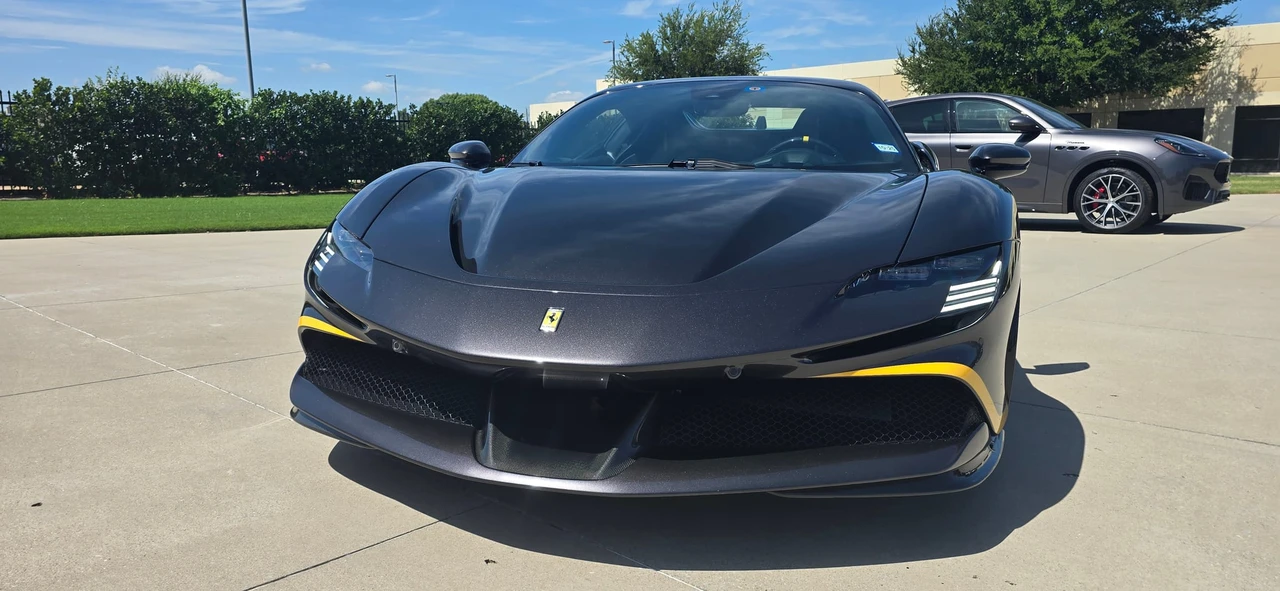 2022 Ferrari SF90 Spider - Image 4 of 31