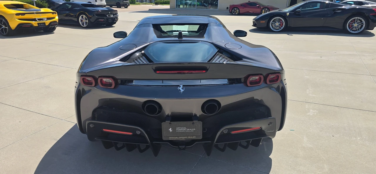 2022 Ferrari SF90 Spider - Image 13 of 31