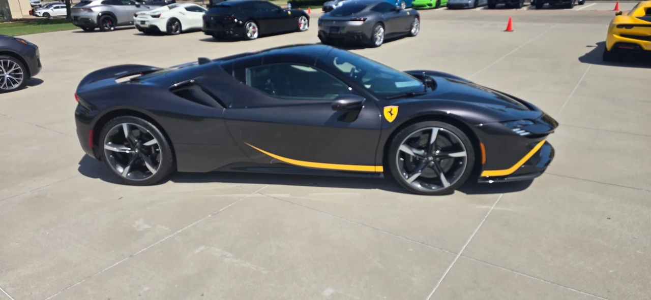 2022 Ferrari SF90 Spider - Image 9 of 31