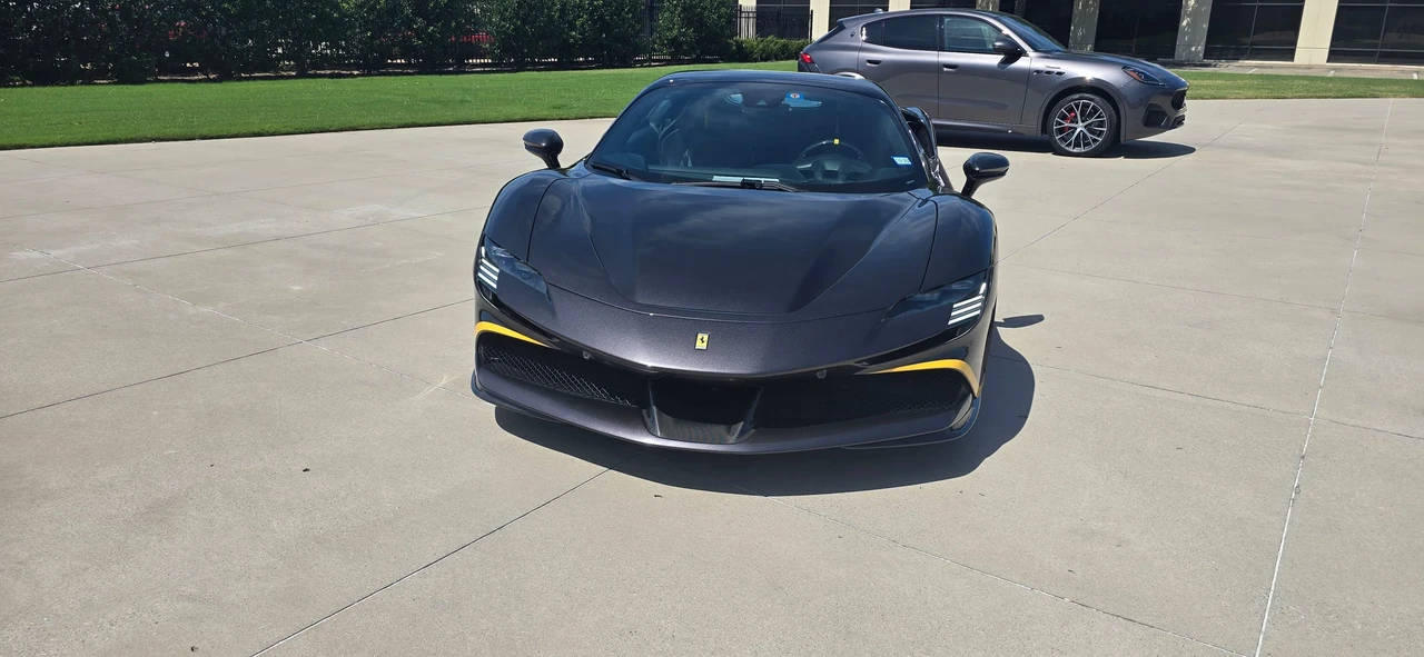 2022 Ferrari SF90 Spider - Image 5 of 31