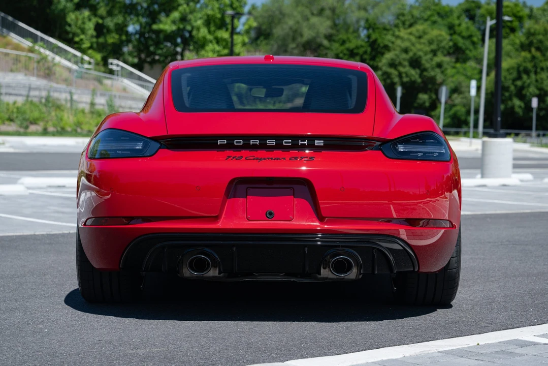 2022 Porsche 718 Cayman GTS 4.0 - Image 26 of 31