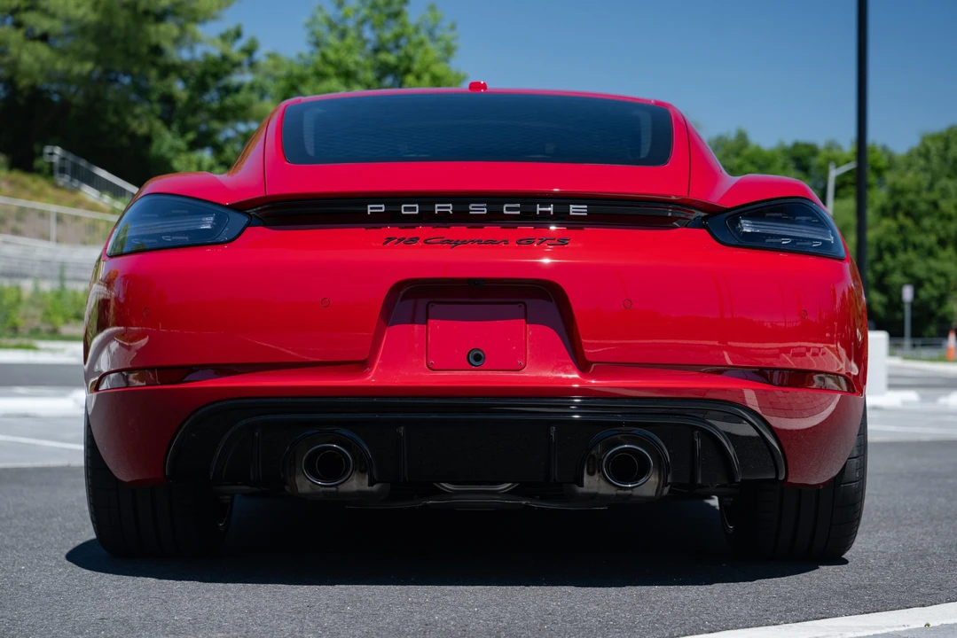 2022 Porsche 718 Cayman GTS 4.0 - Image 28 of 31