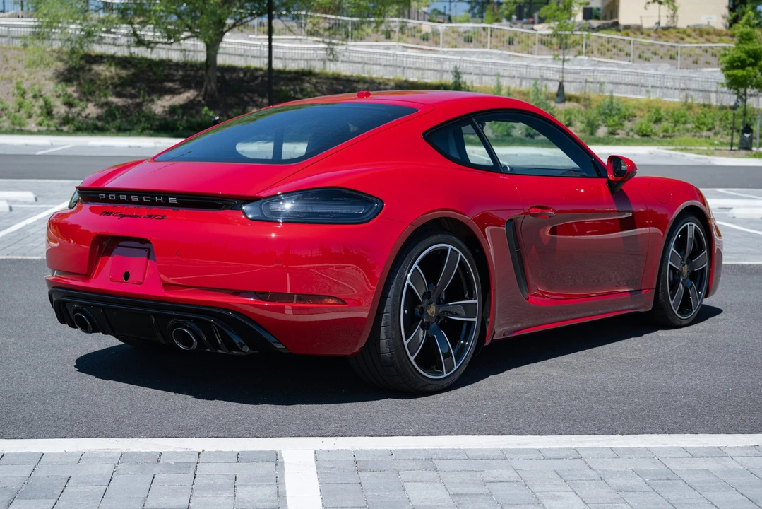 2022 Porsche 718 Cayman GTS 4.0 - Image 24 of 31