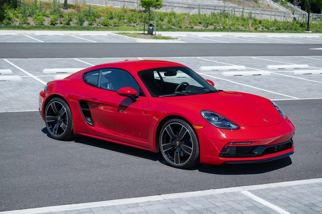 2022 Porsche 718 Cayman GTS 4.0 - Image 17 of 31