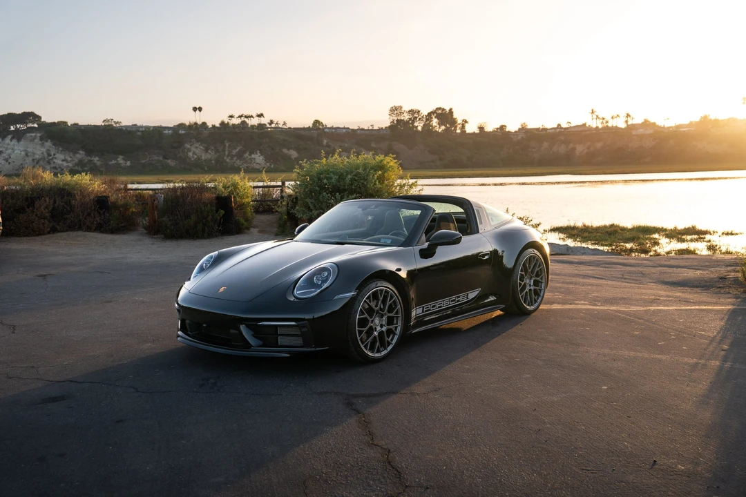 2022 Porsche 992 Targa 4 & 4S - Image 20 of 31