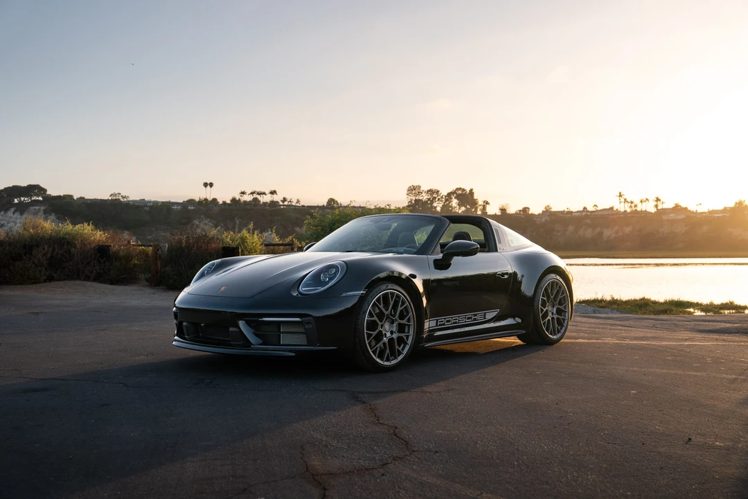 2022 Porsche 992 Targa 4 & 4S - Image 21 of 31
